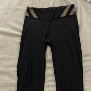 Worn Merrill black leggings